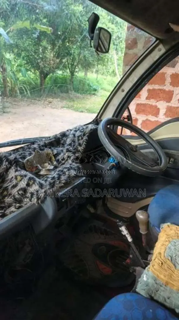 Tata Dimo Batta 2011 Lorry (Used)