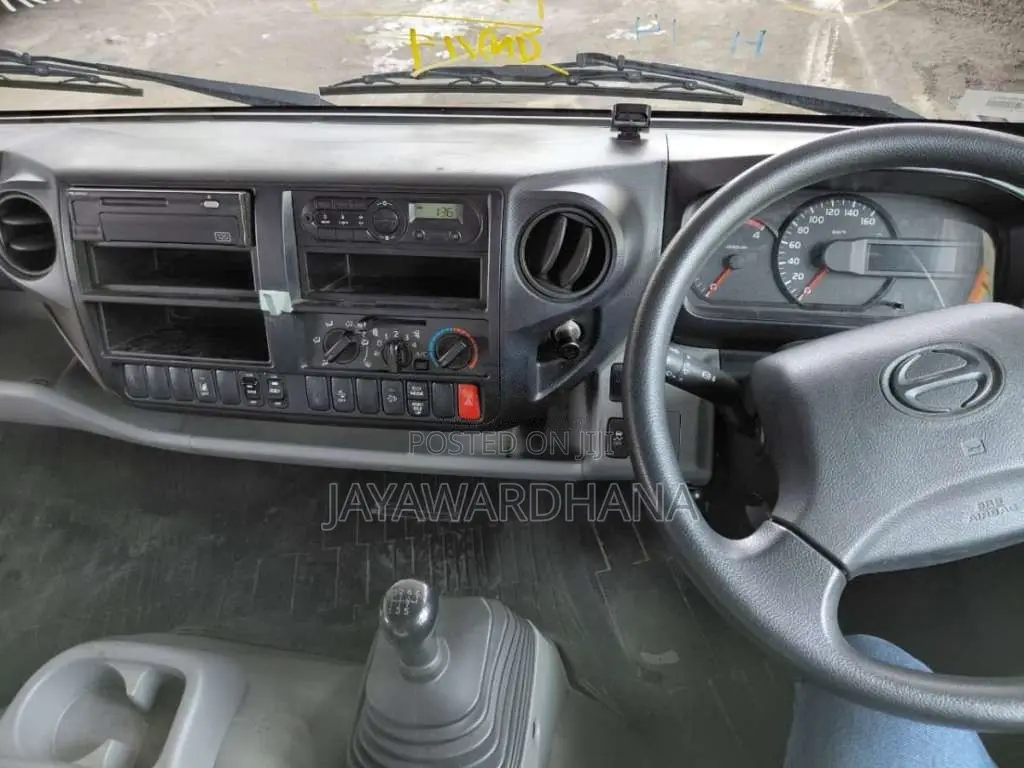 HINO DUTRO 16.5FT DUNU 2018 Lorry Unregistered (Recondition)