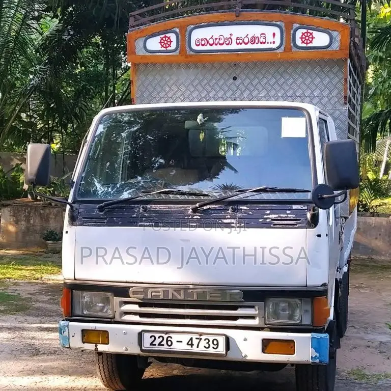 Mitsubishi Canter 1999 Lorry (Used)