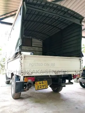 Mitsubishi L300 1981 Lorry (Used)