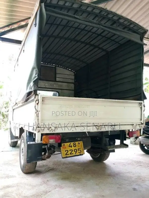 Mitsubishi L300 1981 Lorry (Used)