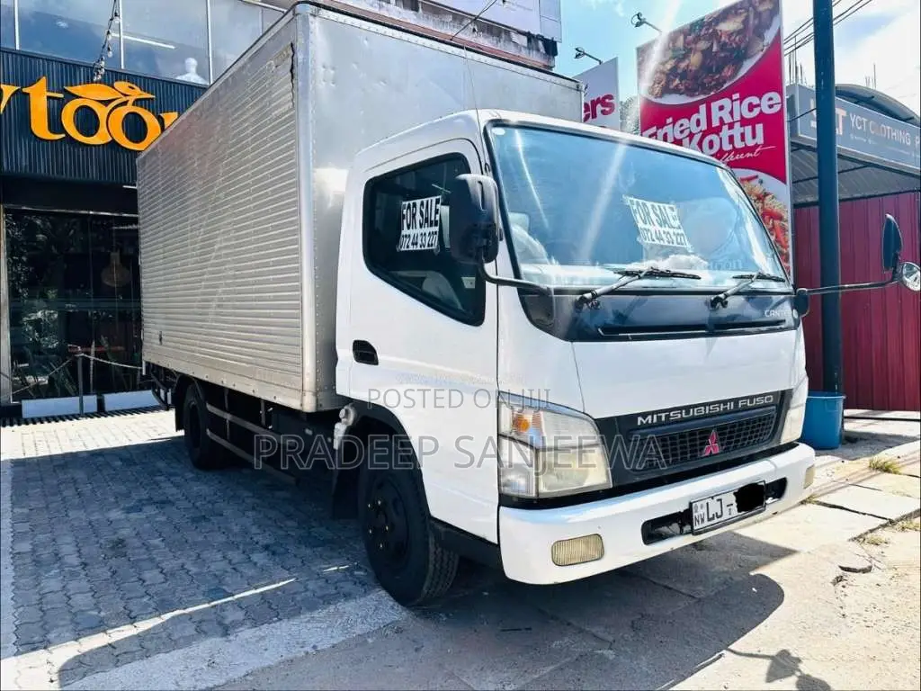 Mitsubishi Canter 2012 Lorry (Used)