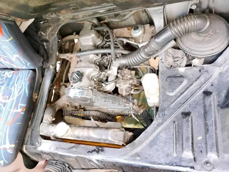 Mitsubishi L300 1981 Lorry (Used)
