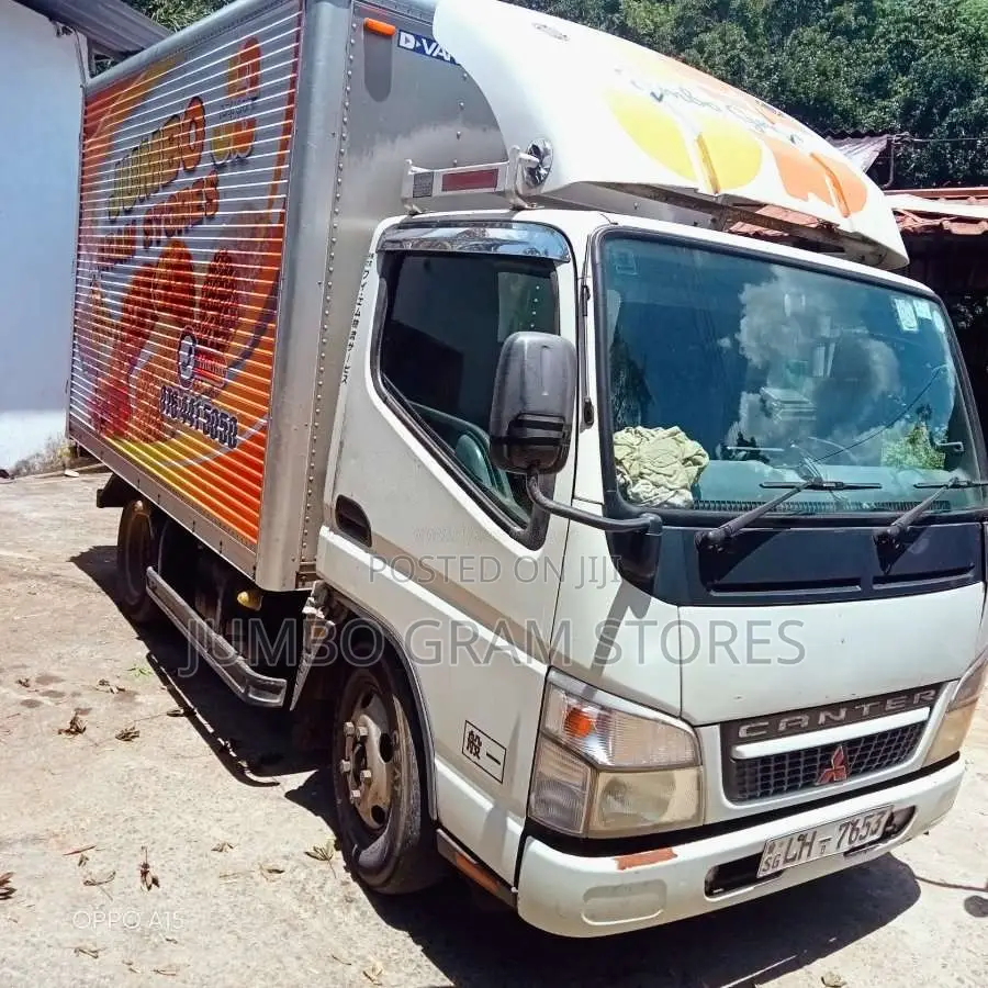 Mitsubishi Canter 2006 Lorry (Used)