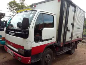 Nissan Atlas 2002 Lorry (Used)