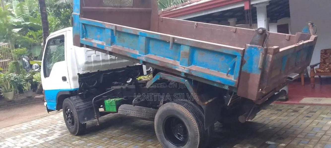 Isuzu ELF TIPPER 1981 Lorry (Used)