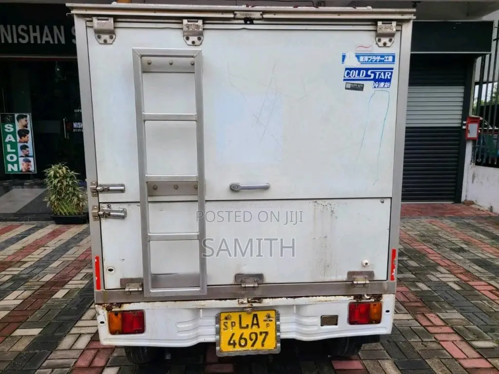Daihatsu Hijet 2000 Lorry (Used)