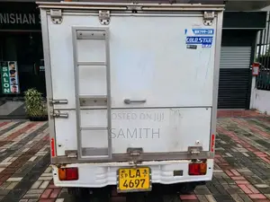 Daihatsu Hijet 2000 Lorry (Used)