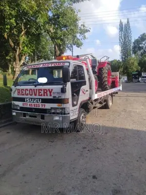 Isuzu Carrier 1990 Lorry (Used)