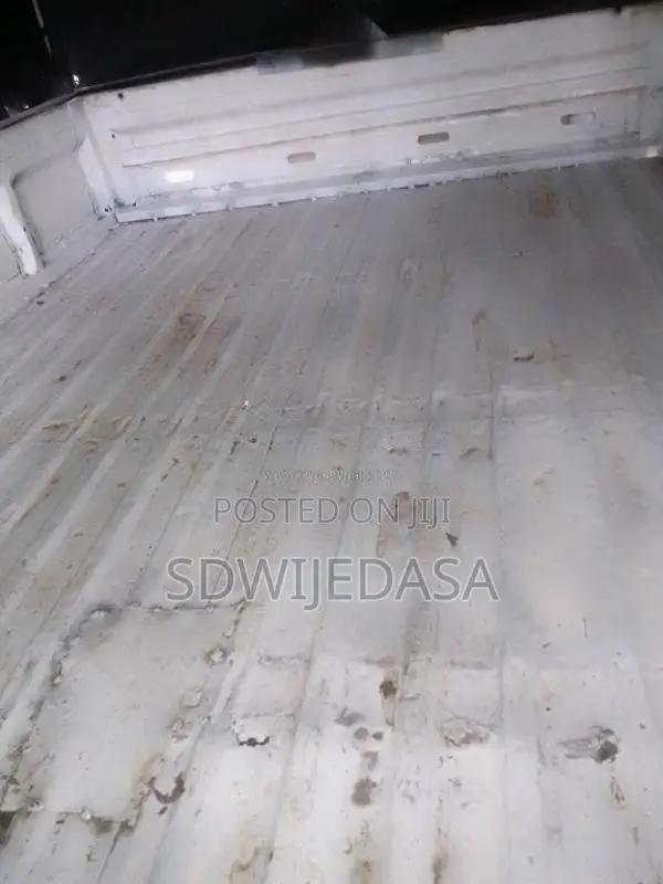 Mahindra Maxximo 2012 Lorry (Used)