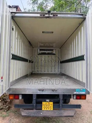Mitsubishi Fuso 2011 Lorry (Used)