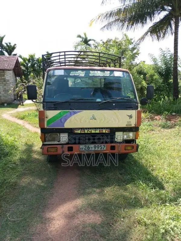 Mitsubishi Canter 1980 Lorry (Used)