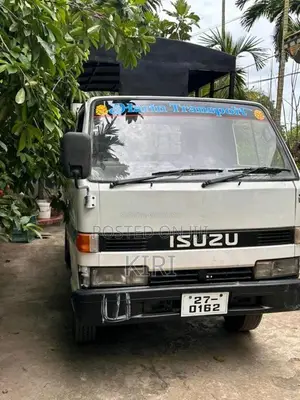 Isuzu ELF 250 1986 Lorry (Used)