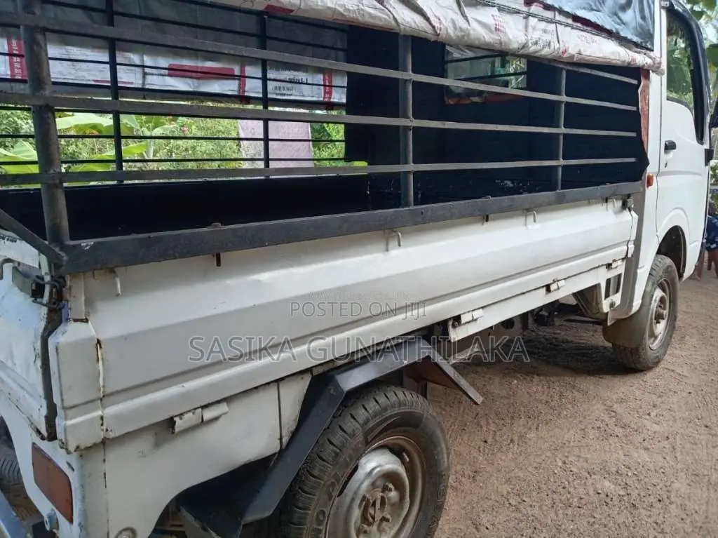 Tata Dimo Batta 2007 Lorry (Used)