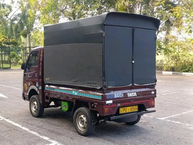 Tata Dimo Batta 2012 Lorry (Used)