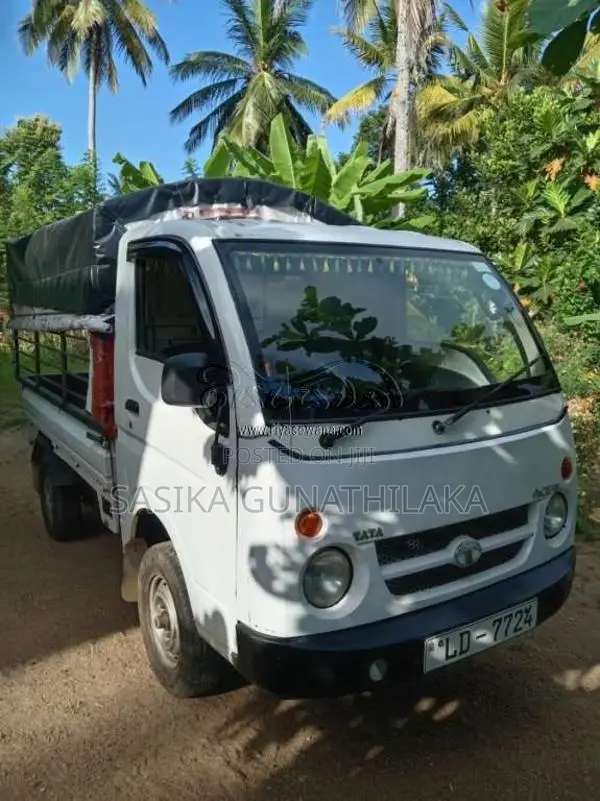 Tata Dimo Batta 2007 Lorry (Used)