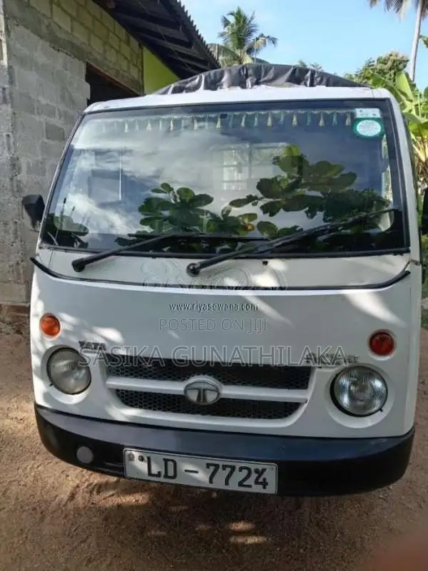 Tata Dimo Batta 2007 Lorry (Used)