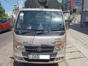 Tata Dimo Batta Xpress 2016 Lorry (Used)