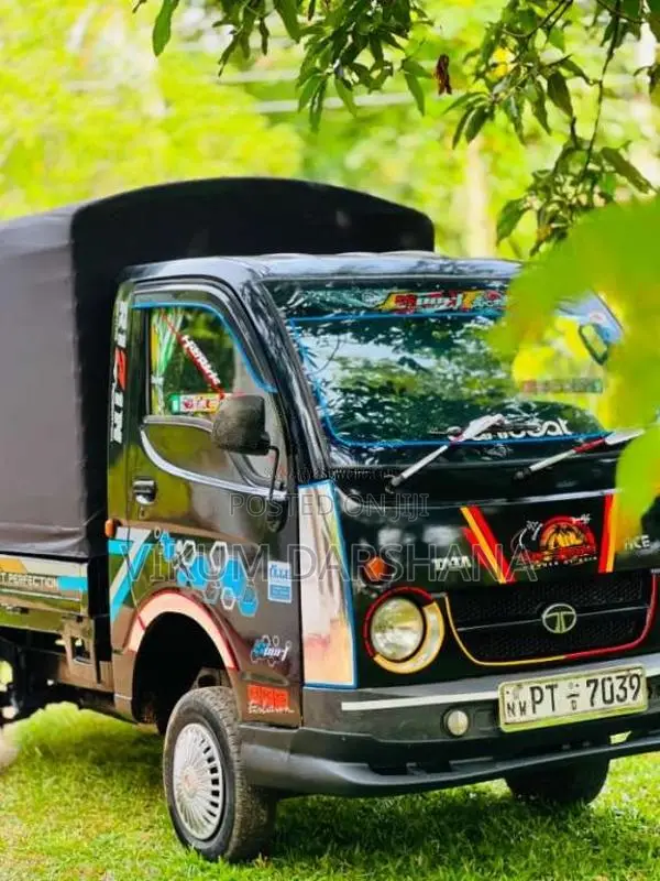 Tata Dimo Batta 2012 Lorry (Used)