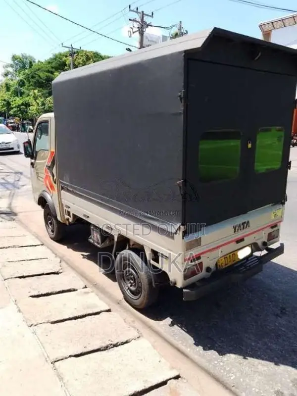 Tata Dimo Batta Xpress 2016 Lorry (Used)