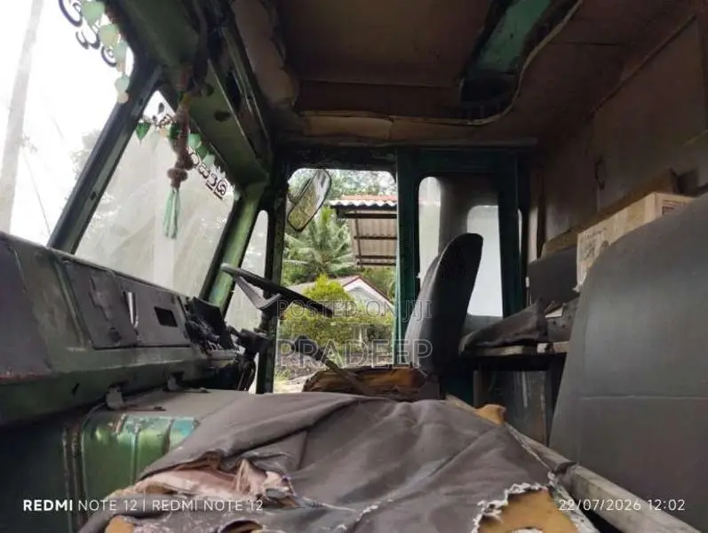 Ashok-Leyland Tusker 1999 Lorry (Used)
