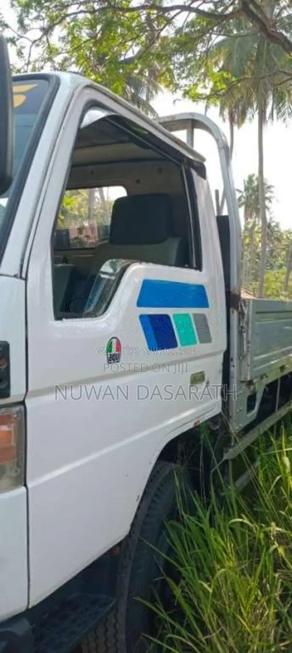 Mazda Titan 1992 Lorry (Used)