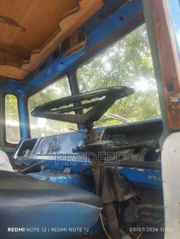 Ashok-Leyland Tusker 1999 Lorry (Used)