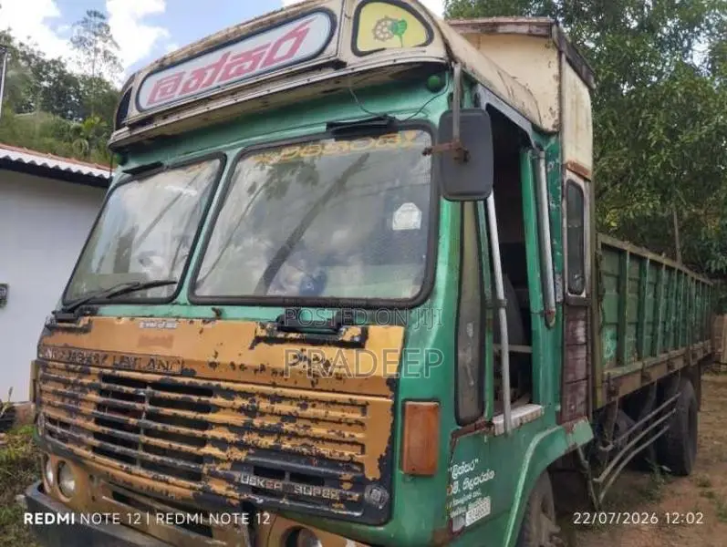 Ashok-Leyland Tusker 1999 Lorry (Used)