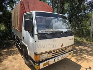 Mitsubishi Canter 1987 Lorry (Used)