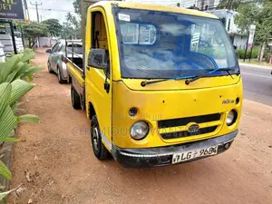 Tata Dimo Batta 2009 Lorry (Used)