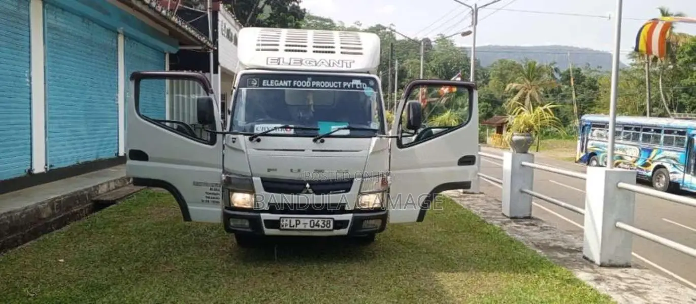 Mitsubishi Canter 2014 Lorry (Used)