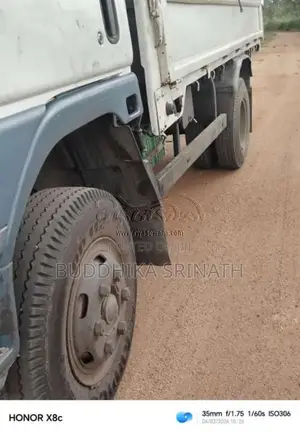 Mitsubishi Canter 1999 Lorry (Used)