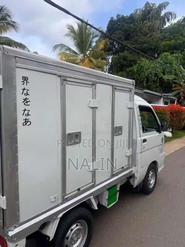 Daihatsu Freezer 2003 Lorry (Used)