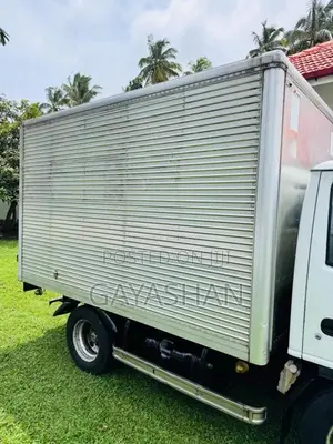 Isuzu ELF 2007 Lorry (Used)
