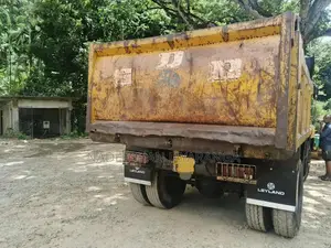 Ashok-Leyland 1613 2010 Lorry (Used)