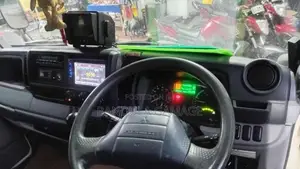 Mitsubishi Canter 2014 Lorry (Used)
