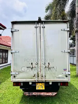 Isuzu ELF 2007 Lorry (Used)