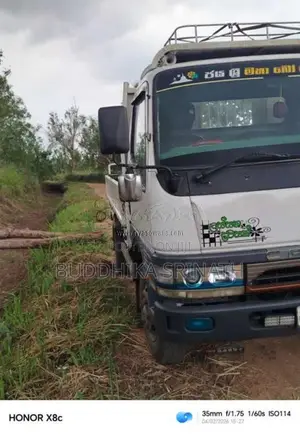 Mitsubishi Canter 1999 Lorry (Used)