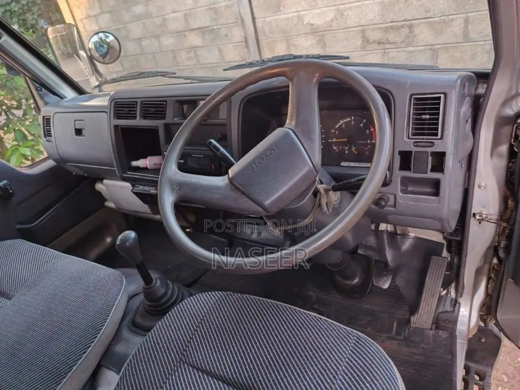 Toyota Dyna 150D 1999 Lorry (Used)