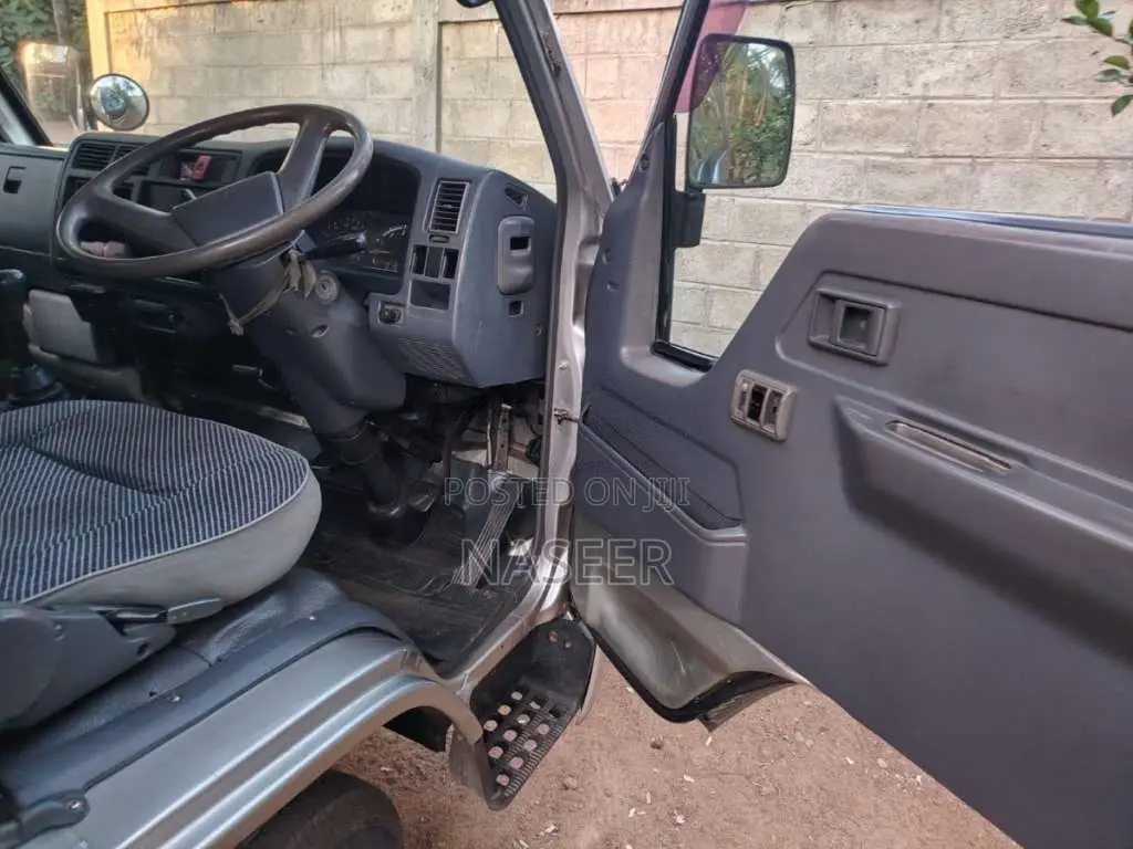 Toyota Dyna 150D 1999 Lorry (Used)