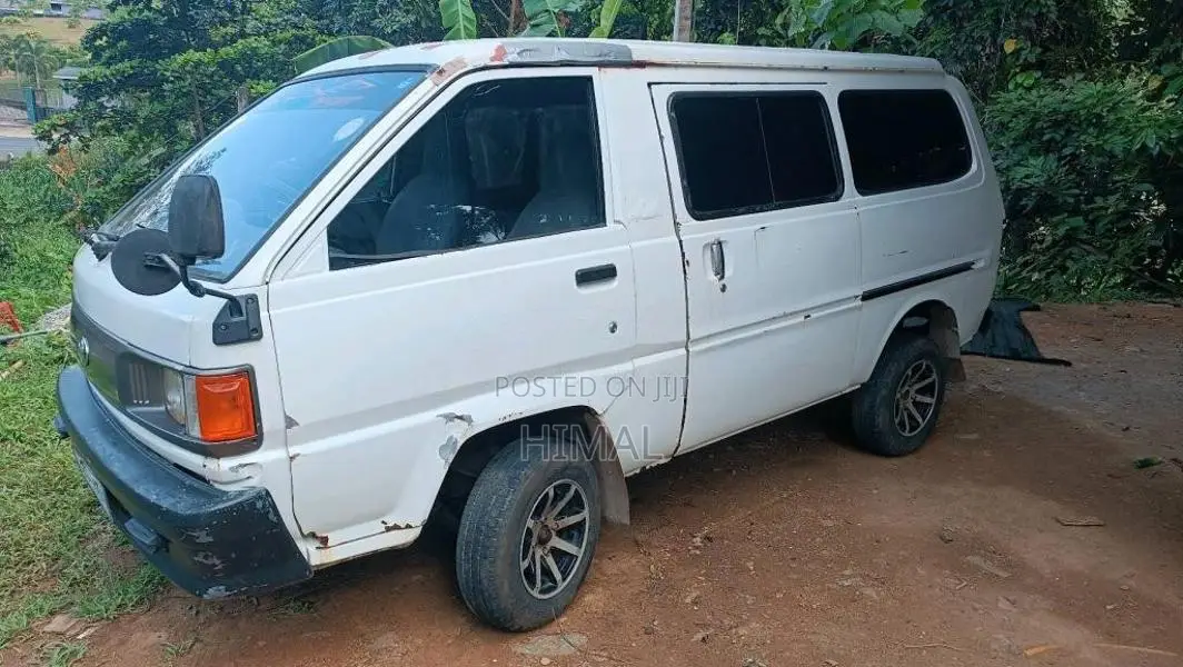 Toyota LiteAce 1982 Lorry (Used)
