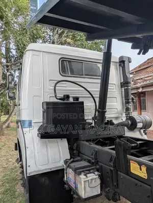 Tata LPK1615 2011 Lorry (Used)