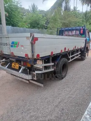 Mitsubishi Canter 1985 Lorry (Used)