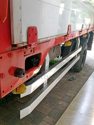 Isuzu NPR71 2001 Lorry (Used)
