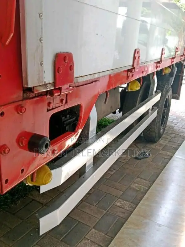 Isuzu NPR71 2001 Lorry (Used)