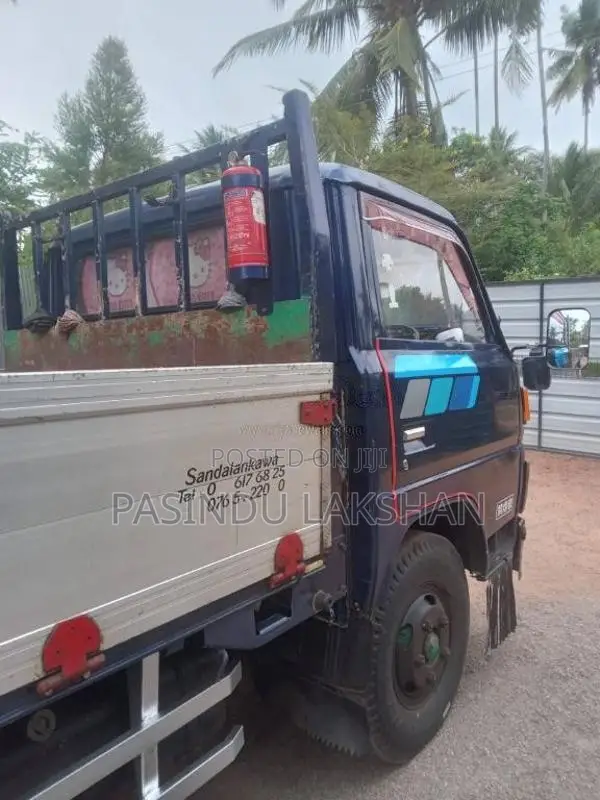 Mitsubishi Canter 1985 Lorry (Used)