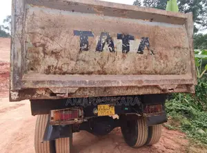 Tata Cummins 2013 Lorry (Used)