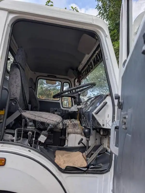 Tata LPK1615 2011 Lorry (Used)