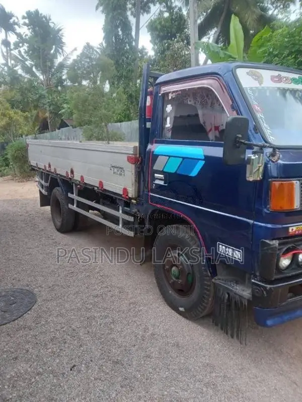 Mitsubishi Canter 1985 Lorry (Used)