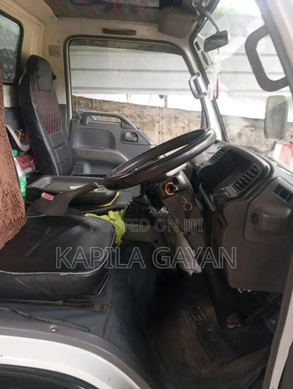 Isuzu NKR55L 2007 Lorry (Used)